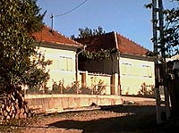 Barzesti - Case noi - Virtual Arad County (c)2002