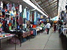 Bazar in Piata Soarelui - (c) Virtual Arad News, 1998