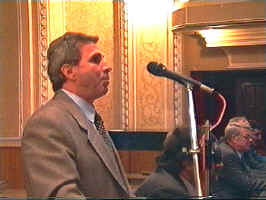 Domnul Ioan Biris presedintele ApR, filiala Arad - (c) Virtual Arad News, 1998