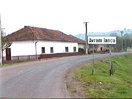 Intrarea in satul Avram Iancu, Arad - Virtual Arad news (c) 1999