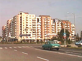 In Piata Spitalului vor mai fi date in folosinta 49 apartamente - Virtual Arad News (c)1999