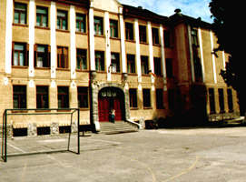Liceul "Csiky Gergely" din Arad - Virtual Arad News (c)1999