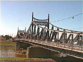 Podul "Traian" - Virtual Arad News (c ) 1999