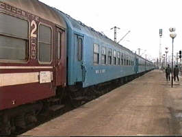 Tren in gara Arad - Virtual Arad News (c) 1998