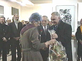 Graficiana Lia Cott felicitata de autoritatile locale - Virtual Arad News (c)2000