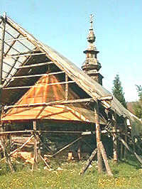 Programul national de restaurare a cuprins si biserica de lemn din Julita - Virtual Arad News (c)2000