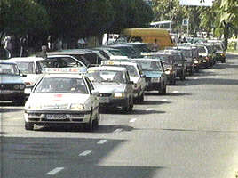 Taximetristii aradeni au organizat un mars de protest motorizat