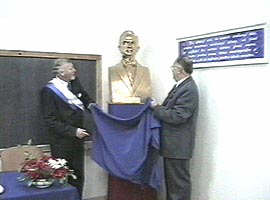 La UV"VG" a fost dezvelit bustul lui Ioan Suciu
