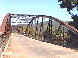 Podul peste Mures de la Savarsin va fi reconstruit - Virtual Arad News (c)2001
