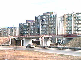 Prin pasajul de la Micalaca va fi reorientat traficul greu spre Timisoara - Virtual Arad News (c)2001