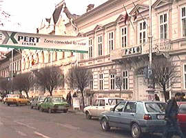 Sediul PNL se disputa in instanta - Virtual Arad News (c)2001