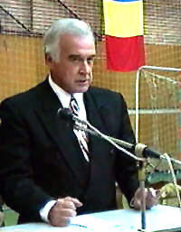 Senatorul Larry Bowler a vizitat universitatile din Arad - Virtual Arad News (c)2001