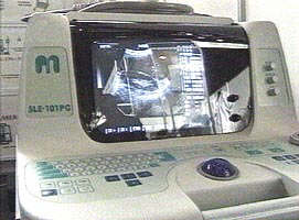 Tehnologie moderna prezentata la AR MEDICA - Virtual Arad News (c)2001