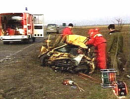 Ambulanta nu a mai putut salva viata conducatorului auto din TICO