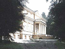 "Amicii Regelui Mihai" au fost bine primiti la Castelul de la Savarsin