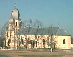 Biserica din Lunca Teuz - adevarat muzeu local - Virtual Arad News (c)2002