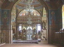 Manastirea Bodrog - iconostasul din biserica noua - Virtual Arad News (c)2002