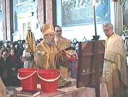 De Boboteaza in biserici se sfintesc apele... - Virtual Arad News (c)2002