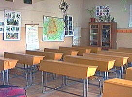 Din cauza grevei, luni clasele vor ramane goale - Virtual Arad News (c)2002