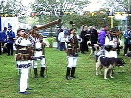 La expozitia chinologica internationala, ciobanestii autohtoni au fost prezentati cu surle