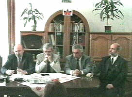 La sediul UDMR s-a infiintat un birou de informare privind legitimatiile de maghiar