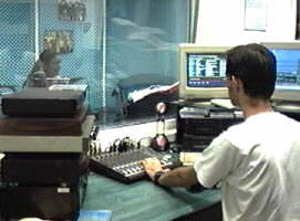 "Radio Arad - un radio pe gustul tau" - Virtual Arad News (c)2002