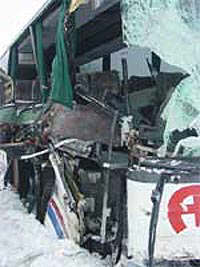 Autocarul Atlassib a fost accidentat de o cisterna