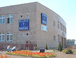 Consilierii din opozitie se opun reducerii chiriei la EuroMedic - Virtual Arad News (c)2003