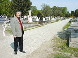 Directorul GCA - Coloman Edeleni are un program de europenizare a cimitirelor