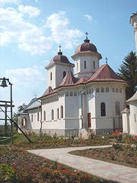 Manastirea Bodrog va putea fi vizitata de castigatorii concursului "Craciun in Romania" - Virtual Arad News (c)2003