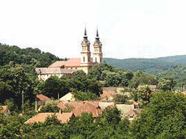 Manastirea "Sfanta Maria Radna" este cunoscuta in tara si peste hotare - Virtual Arad News (c)2003