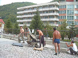 Moneasa a primit finantare pentru constructia drumului spre Bihor - Virtual Arad News (c)2003