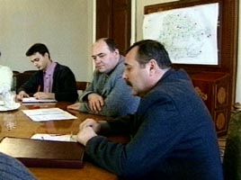 Prefectul Ungureanu si Ioan Ganda cauta solutii pentru evidenta informatizata a populatiei