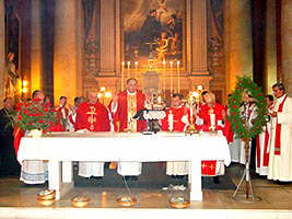 Slujba la Biserica Catolica cu prilejul tricentenarului slujirii minoritilor
