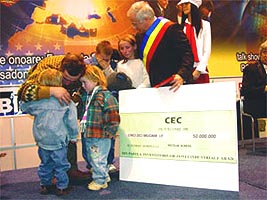 Primarul Popa a facut doua donatii substantiale