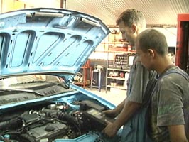 Autoservice-urile neautorizate vor fi desfiintate