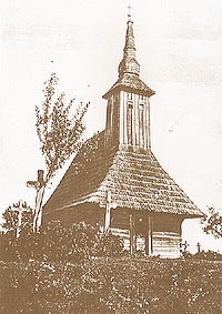 Biserica veche inainte de a fi adusa de la Groseni