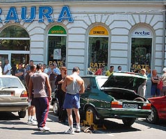 "Ghiara galbena" a devenit spaima soferilor - Virtual Arad News (c)2005