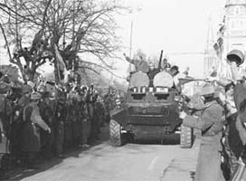 In 22 decembrie '89 armata fraternizeaza cu aradenii