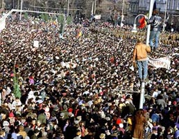 In urma cu 16 ani aradenii au protestat impotriva lui Ceausescu