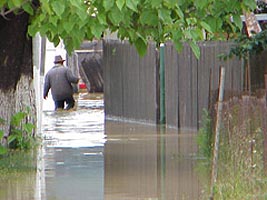 Inundatiile au produs si victime omenesti