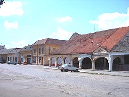 La Lipova se doreste reabilitarea centrului istoric al orasului - Virtual Arad News (c)2005