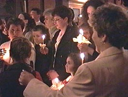 Noaptea de Inviere la biserica din Arad Centru - Virtual Arad News (c)2005