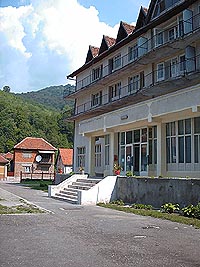 Sunt acordate credite pentru finantarea proiectelor din Apuseni - Virtual Arad News (c)2005