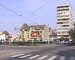 Aradenii cunosc si in prezent Piata Arenei ca zona "Boul Rosu" - Virtual Arad News (c)2006