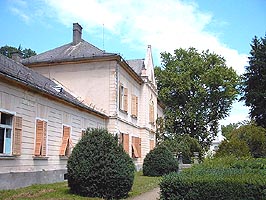 Castelul de la Bulci este revendicat de urmasii lui Mocioni - Virtual Arad News (c)2006