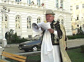 Consilierul local Vasile Ardelean a expus motivele protestului