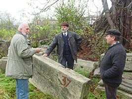 Elementele postamentului Sfintei Treimi au fost depozitate la Sanpaul