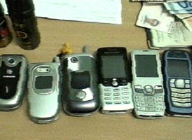 Hotii de telefoane mobile au fost prinsi de Politie