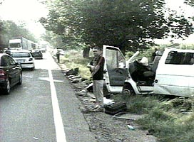 In apropiere de Nadlac un microbus bulgaresc a produs un grav accident